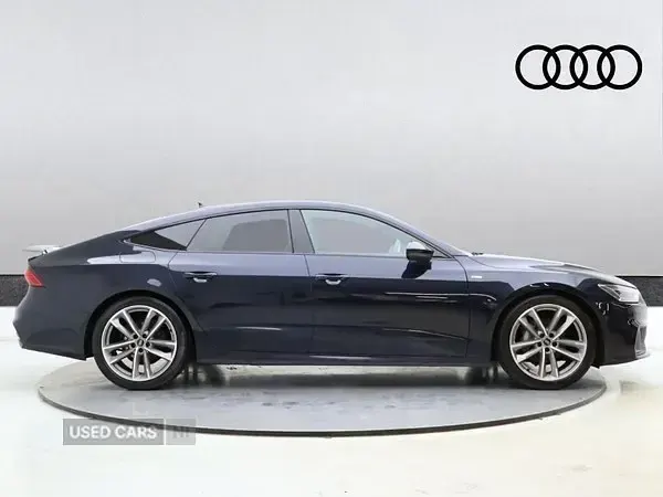 Usado Audi A7 Black Edition 245 CV (180 kW) 2023 Azul Berlina