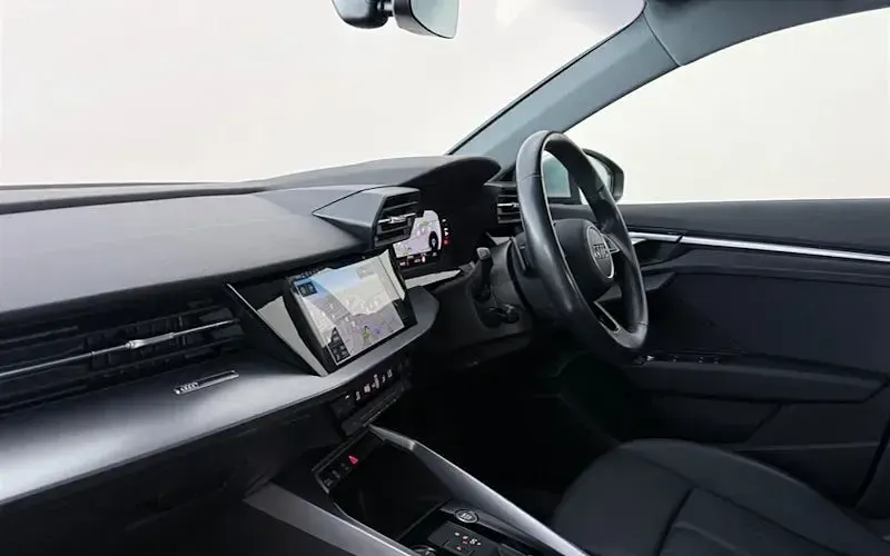 Used Audi A3 Sportback Sport 150 HP (110 kW) 2023 Silver Hatchback