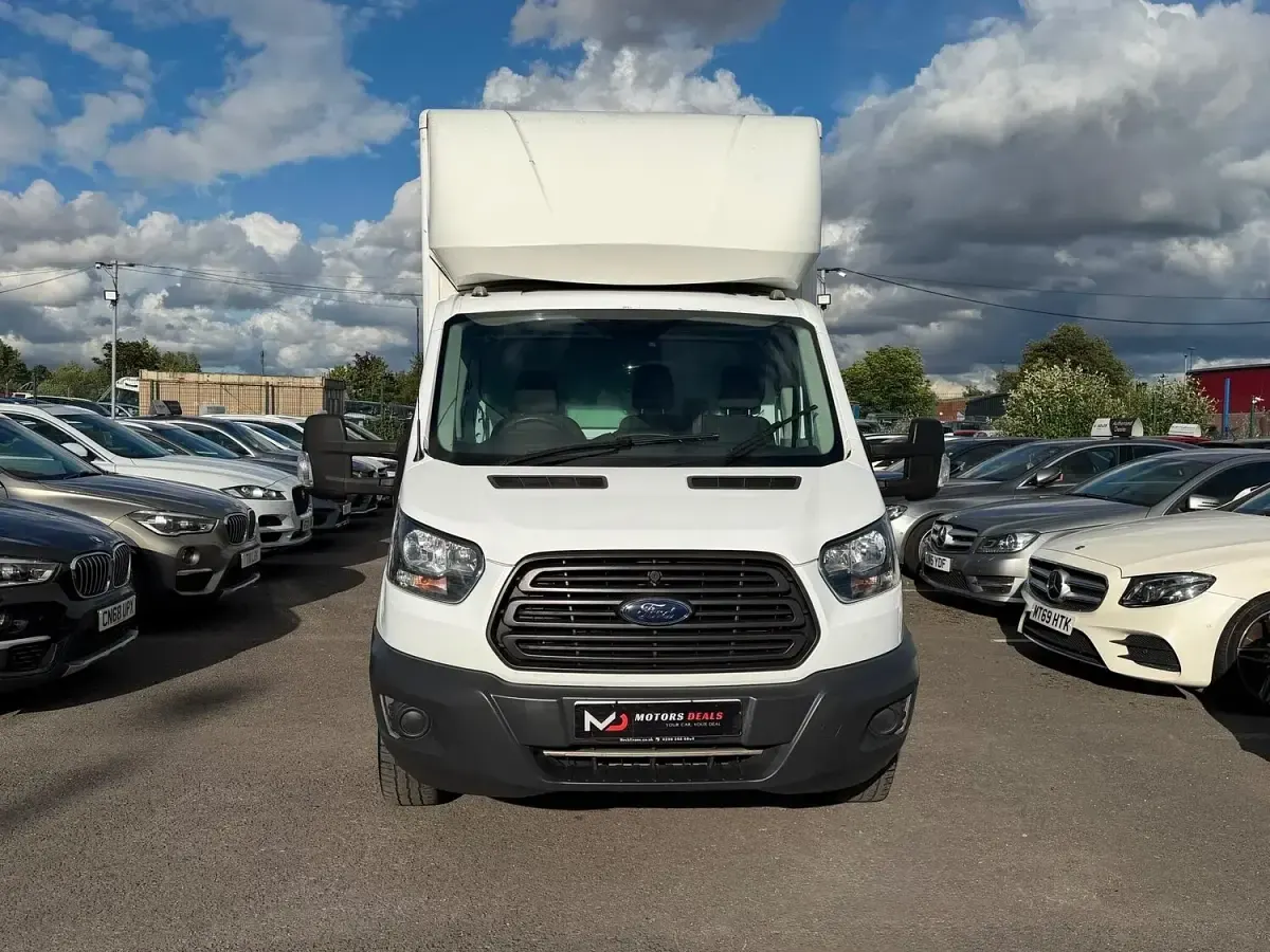 Used Ford Transit 130 HP (95 kW) 2019 White Cabriolet