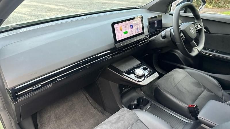 Used MG MG4 EV 2025 Green Hatchback