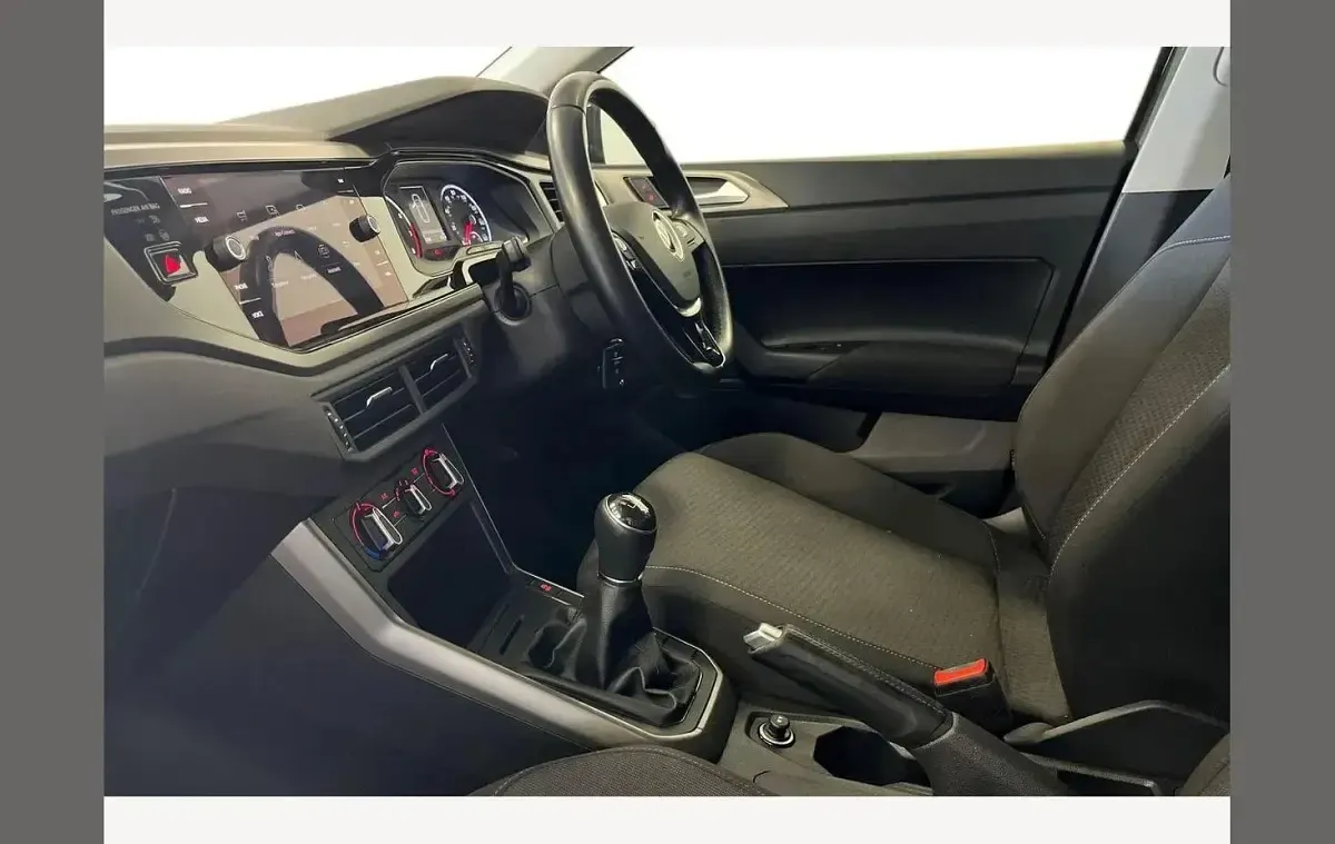 Used VW Polo Match 80 HP (58 kW) 2021 Urano grey Hatchback