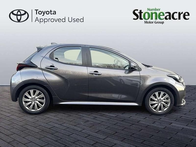 Used Toyota Yaris Hybrid 116 HP (85 kW) 2023 Grey Hatchback