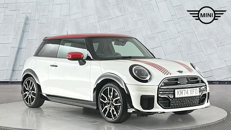 Used Mini Cooper S Hatch 201 HP (147 kW) 2024 White Hatchback