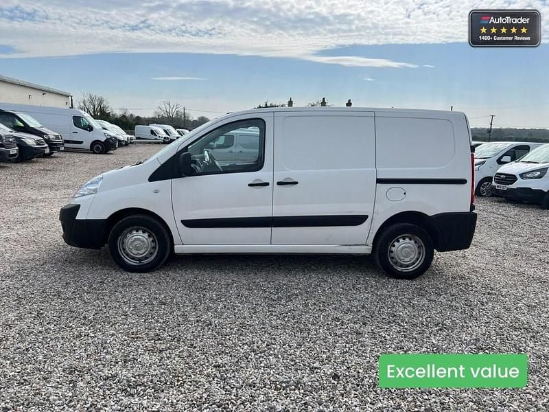 White Used 2015 Citroën Dispatch MPV | £4,594 (Super price) - Image 1/4