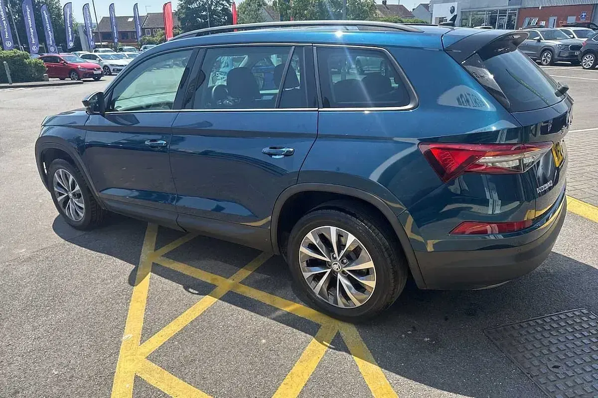 Used Skoda Kodiaq SE Drive 110 HP (80 kW) 2022 Petrol blue metallic SUV
