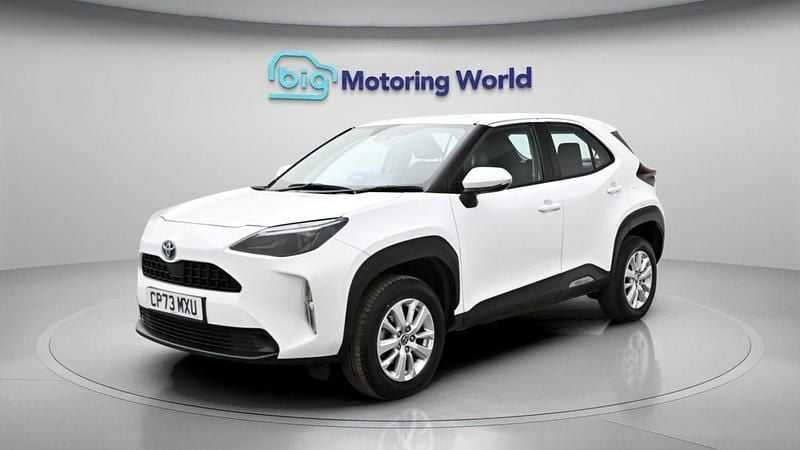 Used Toyota Yaris Cross 2024 White SUV