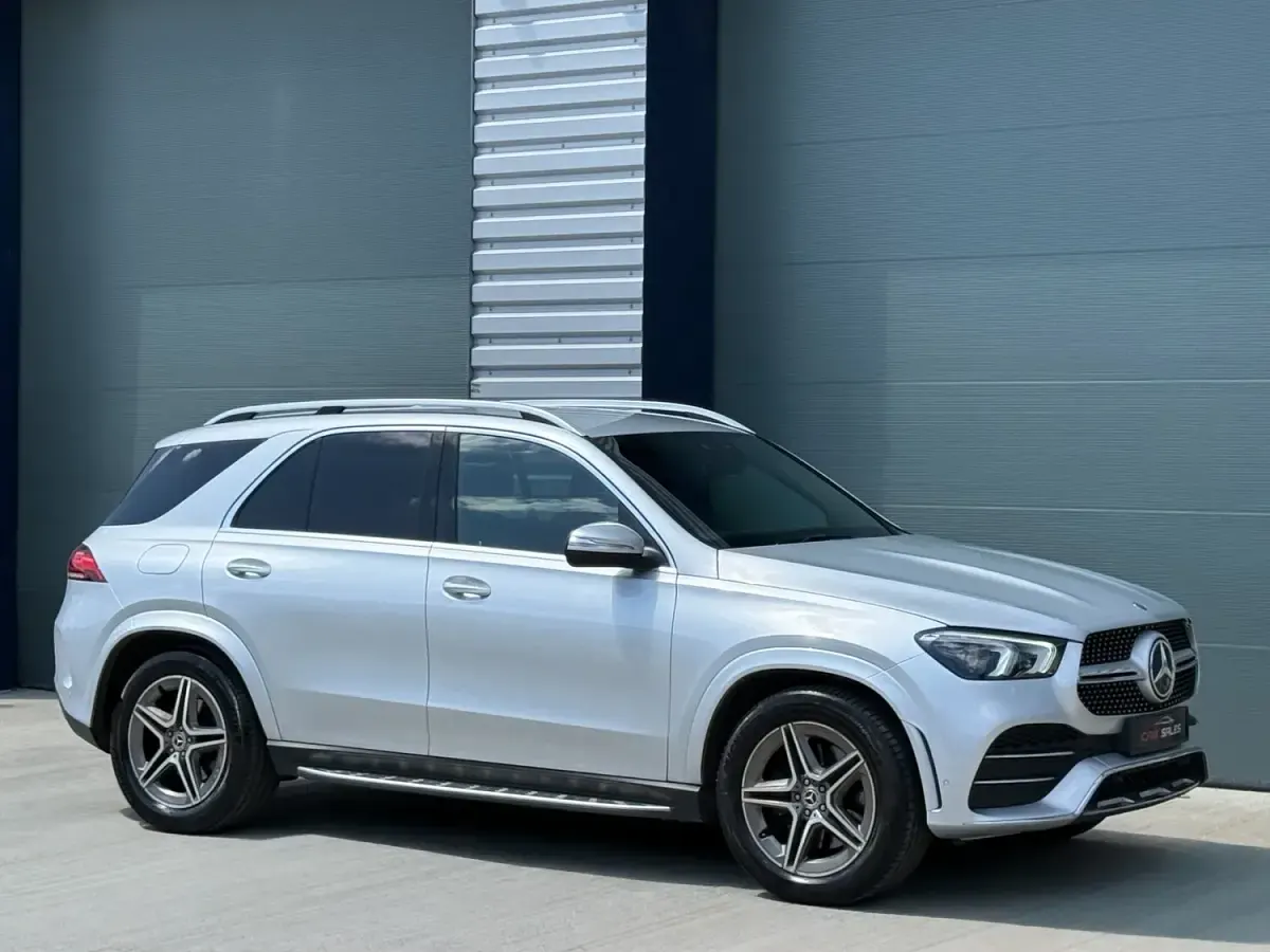Used Mercedes GLE300 AMG Line Premium 245 HP (180 kW) 2019 Silver SUV