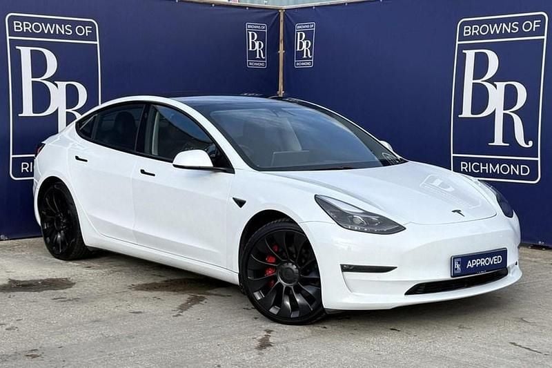 White Used 2022 Tesla Model 3 Performance Sedan | £27,499 (A bit pricey) - Image 1/1