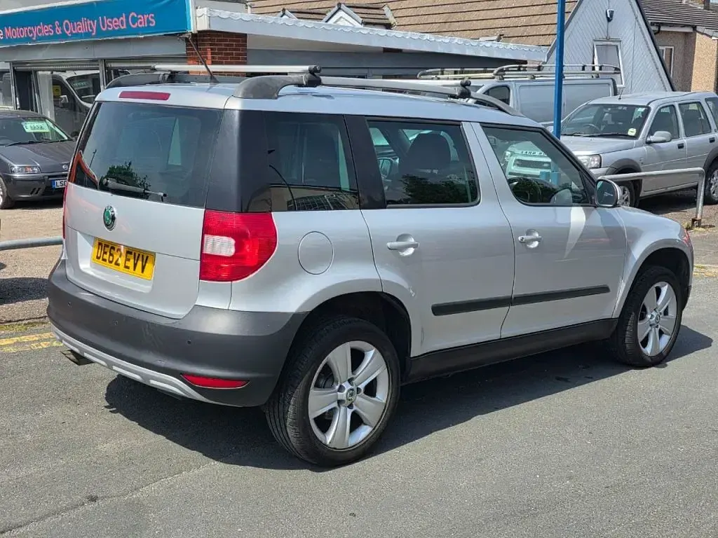 Used Skoda Yeti SE 2012 Silver SUV