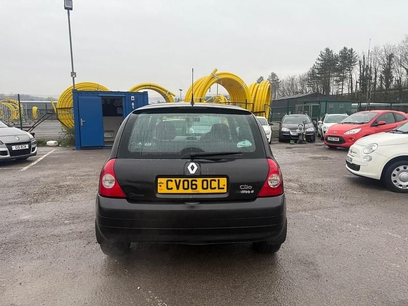 Used Renault Clio II Campus 2006 Black Hatchback