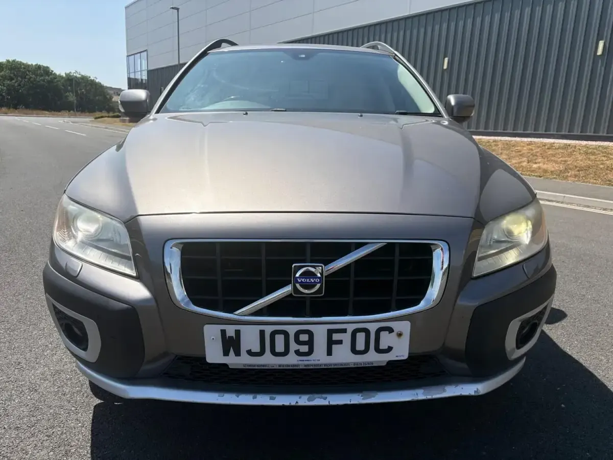 Used Volvo XC70 SE Lux 2009 Grey Estate