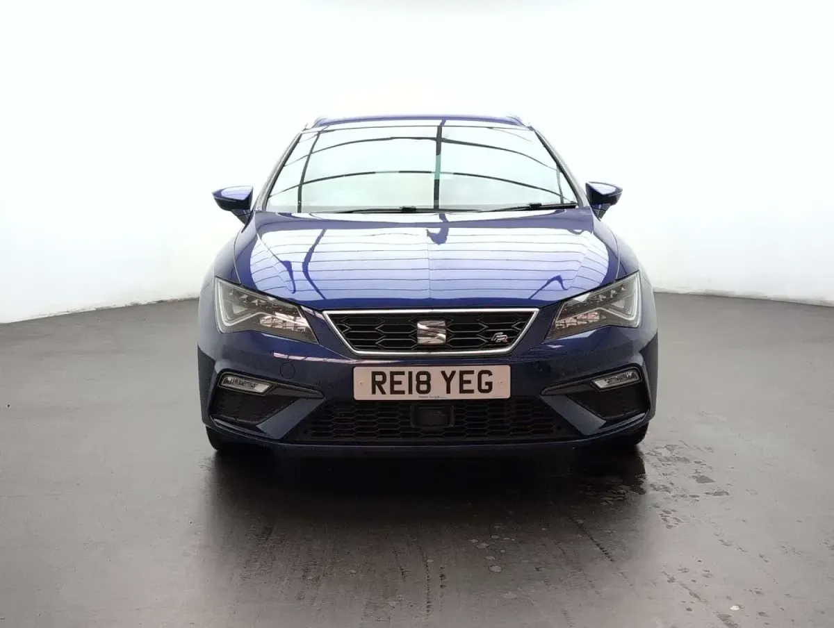 Used Seat Leon FR 125 HP (91 kW) 2018 Blue Estate