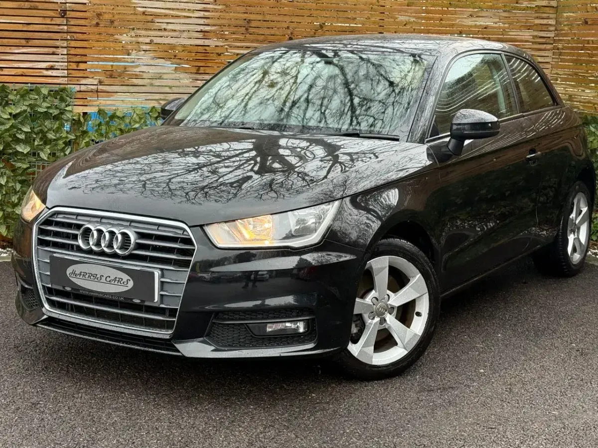 Used Audi A1 Sport 95 HP (69 kW) 2015 Black Hatchback