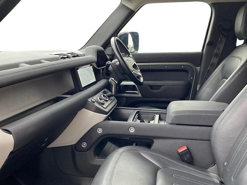 Used Land Rover Defender SE 2021 Green SUV