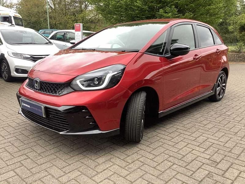 Used Honda Jazz Advance 122 HP (89 kW) 2023 Prm crystal red Hatchback