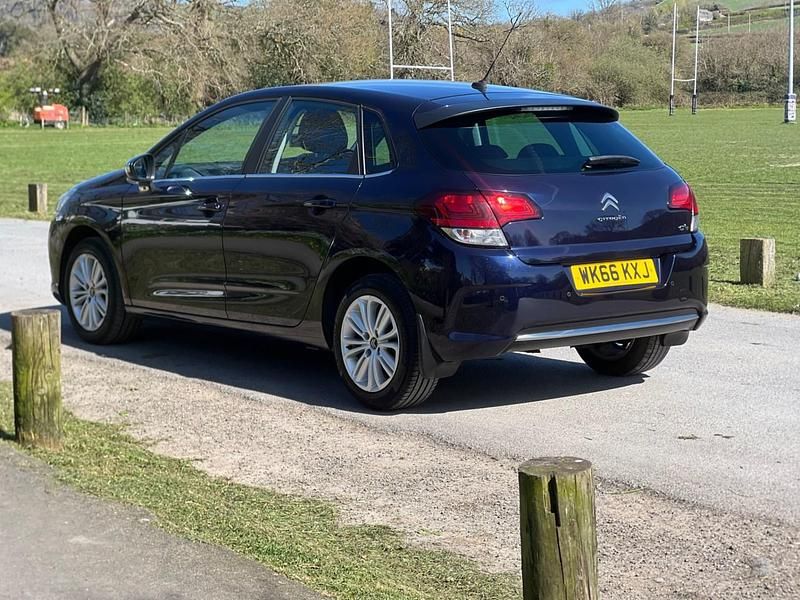 Używany Citroën C4 Flair 130 KM (95 kW) 2016 Niebieski Hatchback