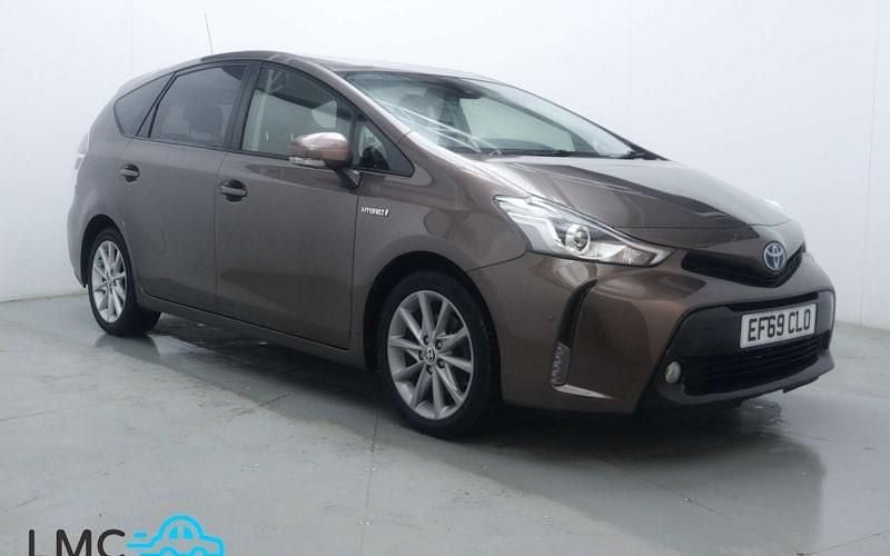 Used Toyota Prius+ Plus 136 HP (100 kW) 2020 Brown MPV