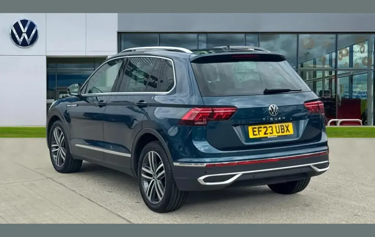 Used VW Tiguan Elegance 147 HP (108 kW) 2023 Blue SUV