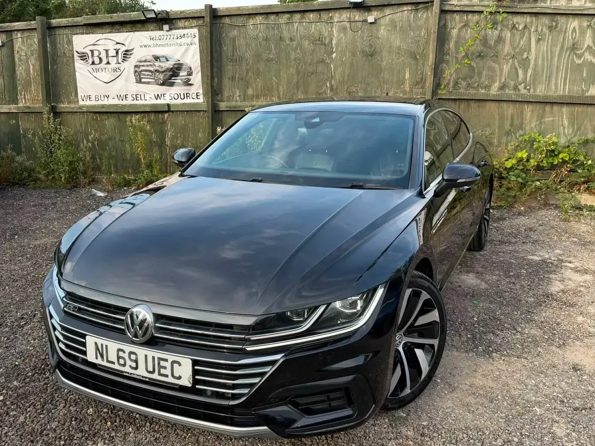 Used VW Arteon R-line 187 HP (137 kW) 2019 Black Hatchback