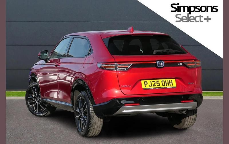 Used Honda HR-V Advance 128 HP (94 kW) 2025 Red SUV