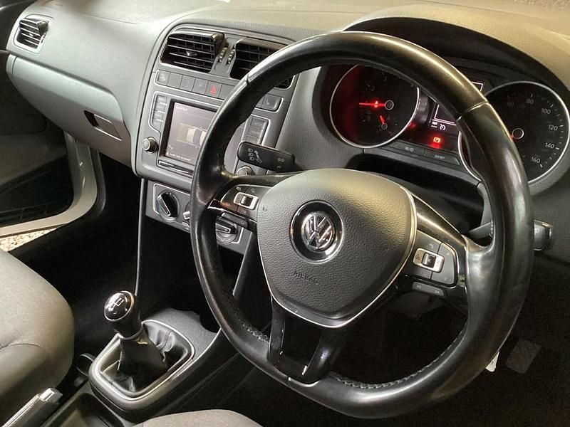 Usado VW Polo Match 2016 Branco Citadino