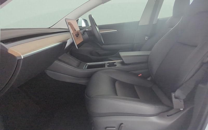 Used Tesla Model 3 RWD 208 kW (283 HP) 2022 White Sedan