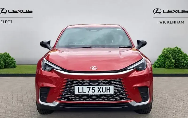 Used Lexus LBX 136 HP (100 kW) 2026 SUV