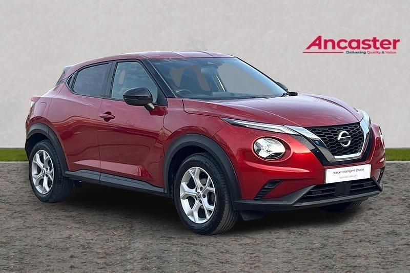 Used Nissan Juke N-Connecta 112 HP (82 kW) 2021 Red SUV