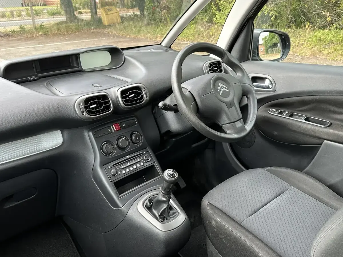 Used Citroën C3 Picasso 2009 Beige MPV