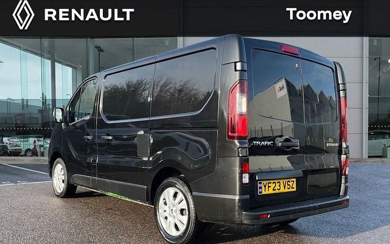 Used Renault Trafic 131 HP (96 kW) 2023 Black  MPV