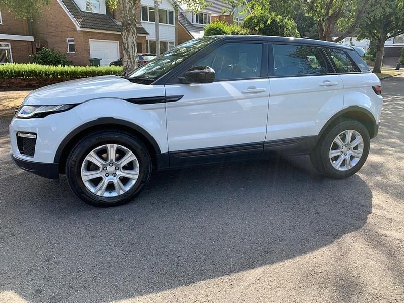 Used Land Rover Range Rover evoque SE 150 HP (110 kW) 2016 White Estate
