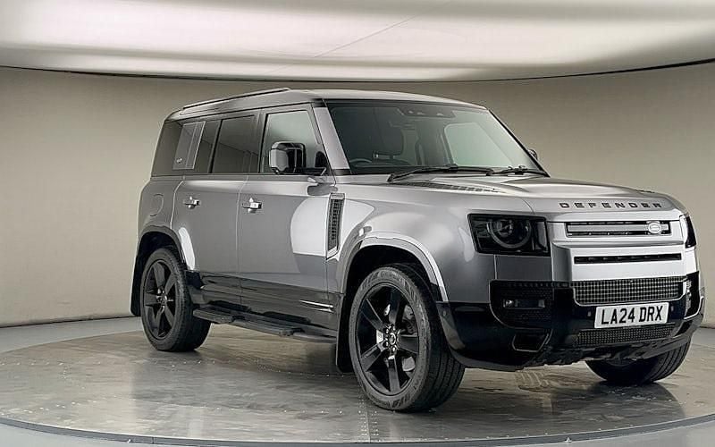 Eiger grey Used 2024 Land Rover Defender HSE Dynamic SUV | £66,000 (Fair price) - Image 1/4