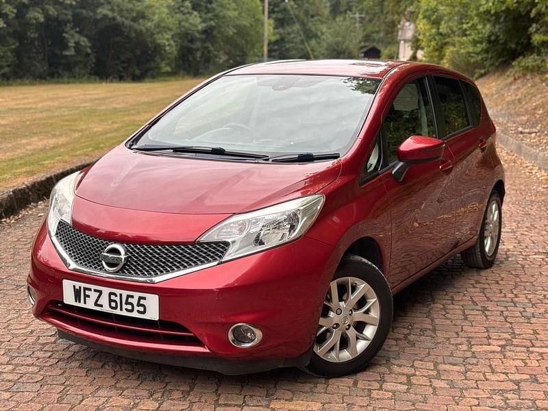 Red Used 2015 Nissan Note Acenta Premium MPV | £4,100 (Fair price) - Image 1/4