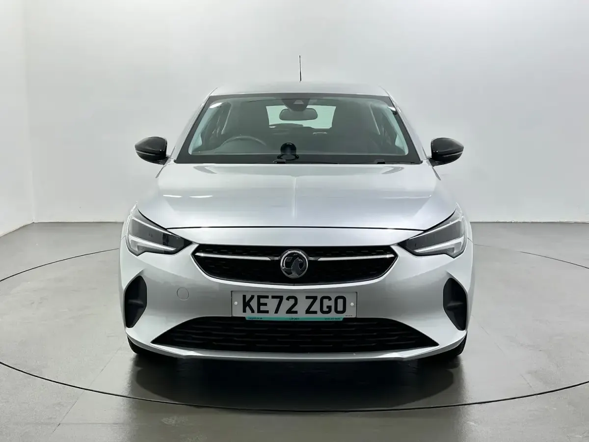 Used Vauxhall Corsa Design Edition 101 HP (74 kW) 2023 Grey Hatchback