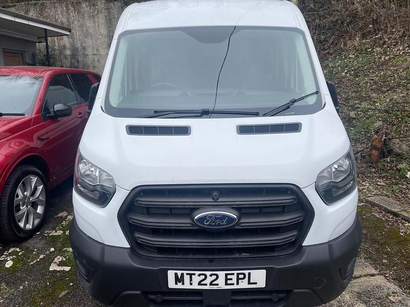 Usado Ford Transit 130 HP (95 kW) 2022 Branco