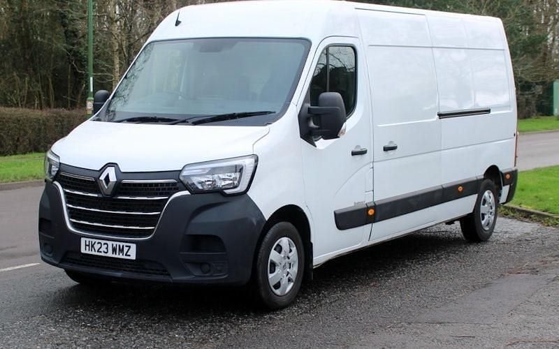 Used Renault Master Business 135 HP (99 kW) 2023 MPV