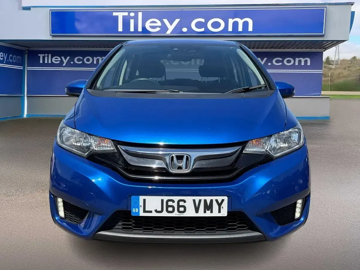 Used Honda Jazz SE 102 HP (75 kW) 2016 Blue Hatchback