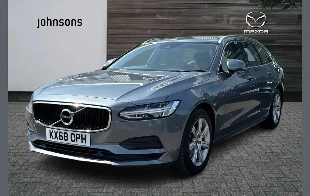 Used Volvo V90 Momentum 187 HP (137 kW) 2018 Grey Estate