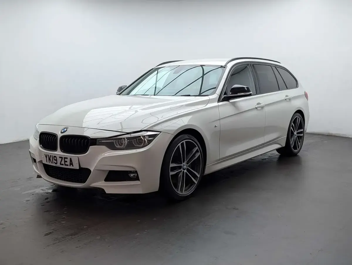 Used BMW 320 M Sport 184 HP (135 kW) 2019 White Estate