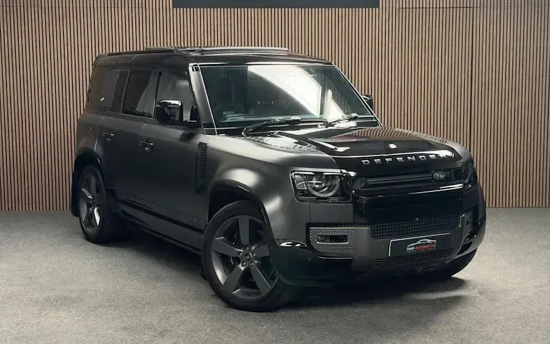 Used Land Rover Defender Carpathian Edition 525 HP (386 kW) 2024 SUV