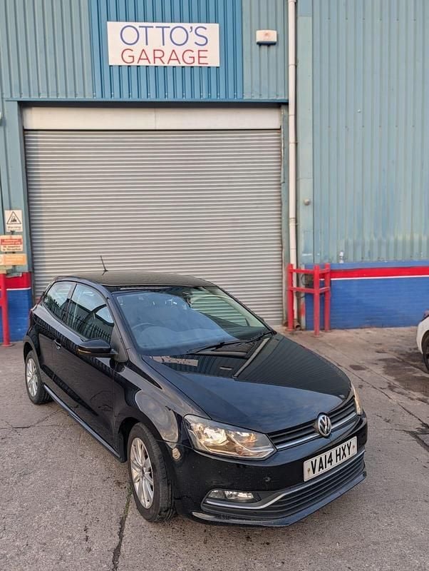 Black Used 2014 VW Polo SE Hatchback | £5,255 (Fair price) - Image 1/4