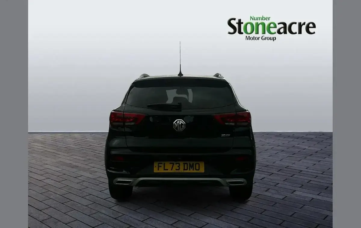 Used MG ZS Exclusive 106 HP (77 kW) 2023 Black Sedan