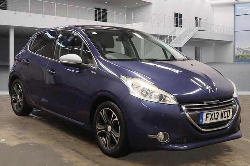 Blue Used 2013 Peugeot 208 Hatchback | £2,495 (Expensive) - Image 1/1
