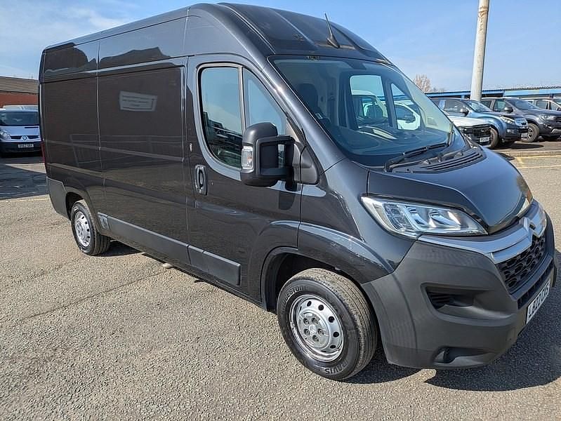 Used Citroën Relay 140 HP (102 kW) 2022 Grey Van