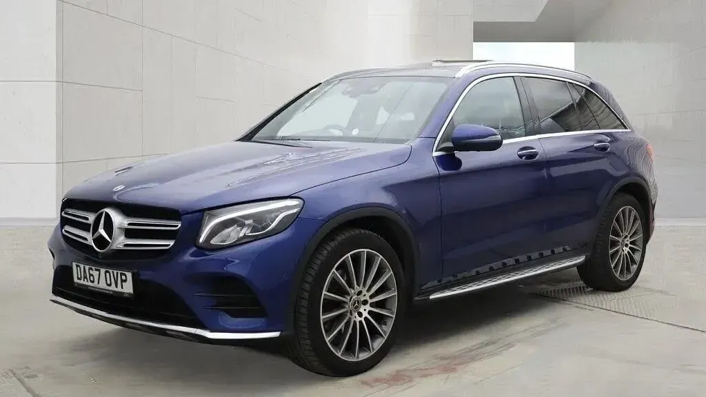 Used Mercedes GLC250 AMG line 2017 Blue SUV