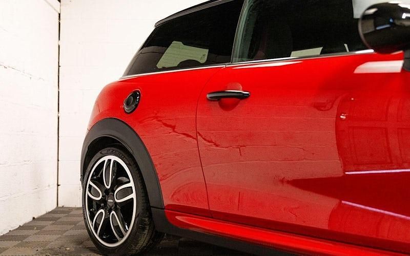 Used Mini John Cooper Works Hatch 231 HP (169 kW) 2017 Red Hatchback