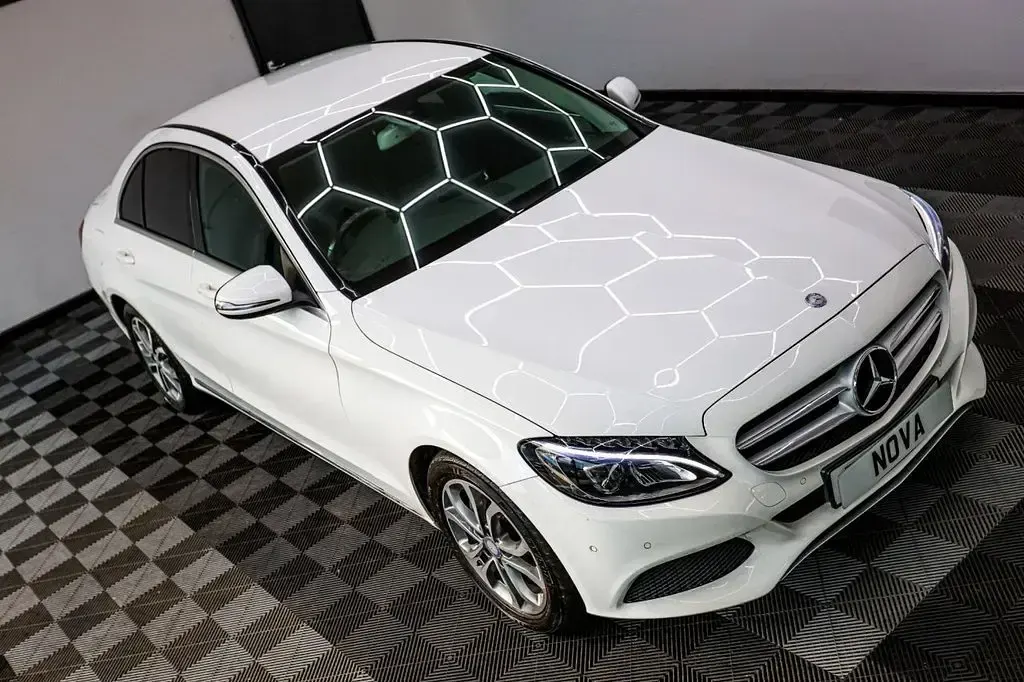 Used Mercedes C200 136 HP (100 kW) 2017 White Sedan