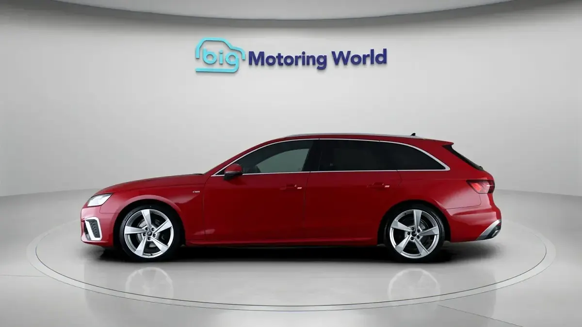 Used Audi A4 S-Line 150 HP (110 kW) 2023 Red Estate