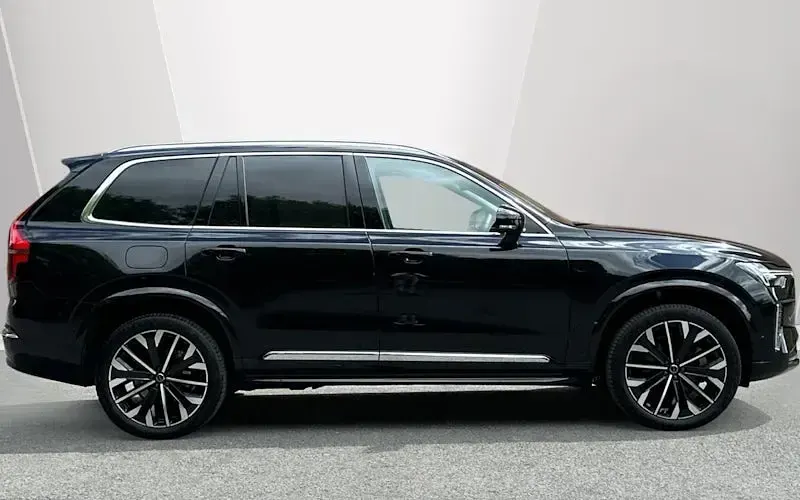 Used Volvo XC90 Ultra 250 HP (183 kW) 2025 SUV