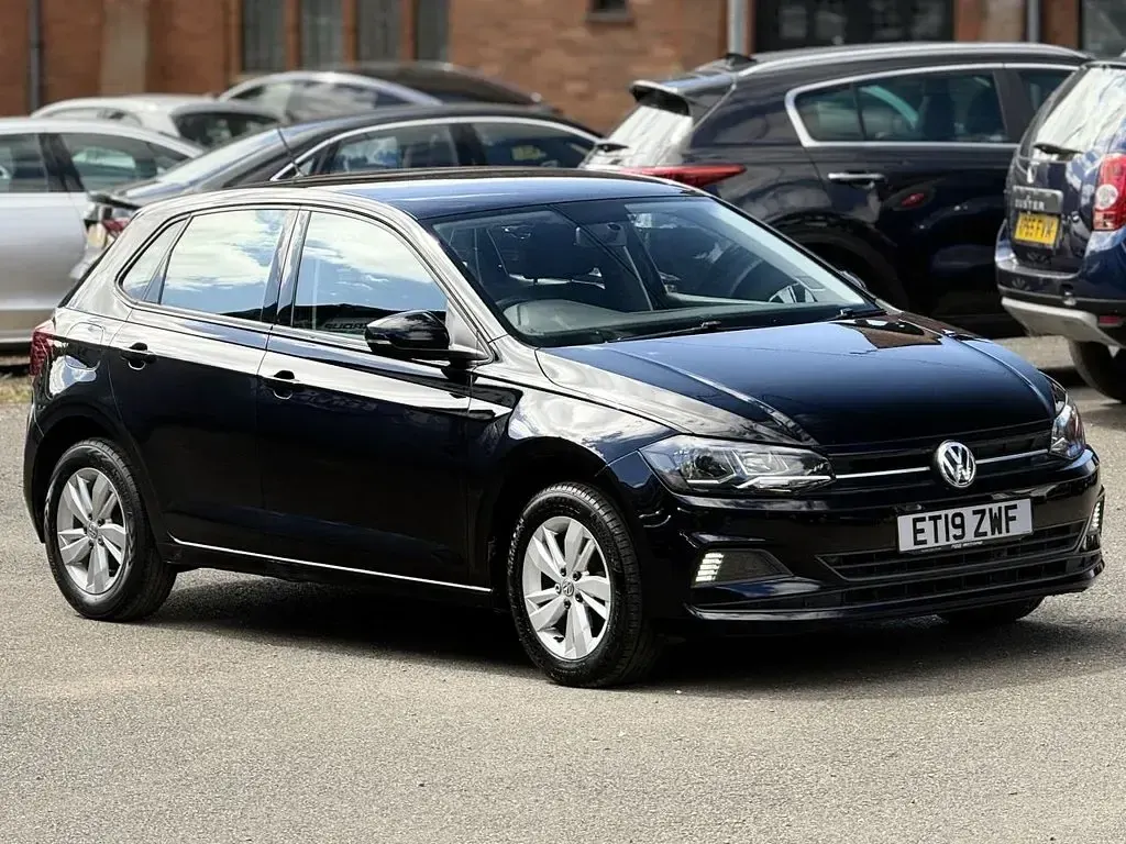 Used VW Polo SE 95 HP (69 kW) 2019 Black Hatchback